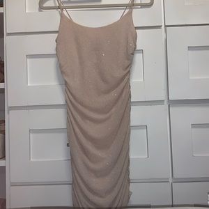 B. Darlin Junior Pink Sz 3/4 Dress